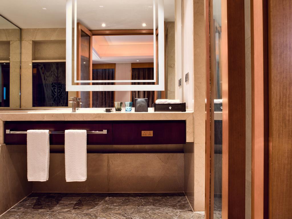 Lia! Chengdu Hotel Dış mekan fotoğraf