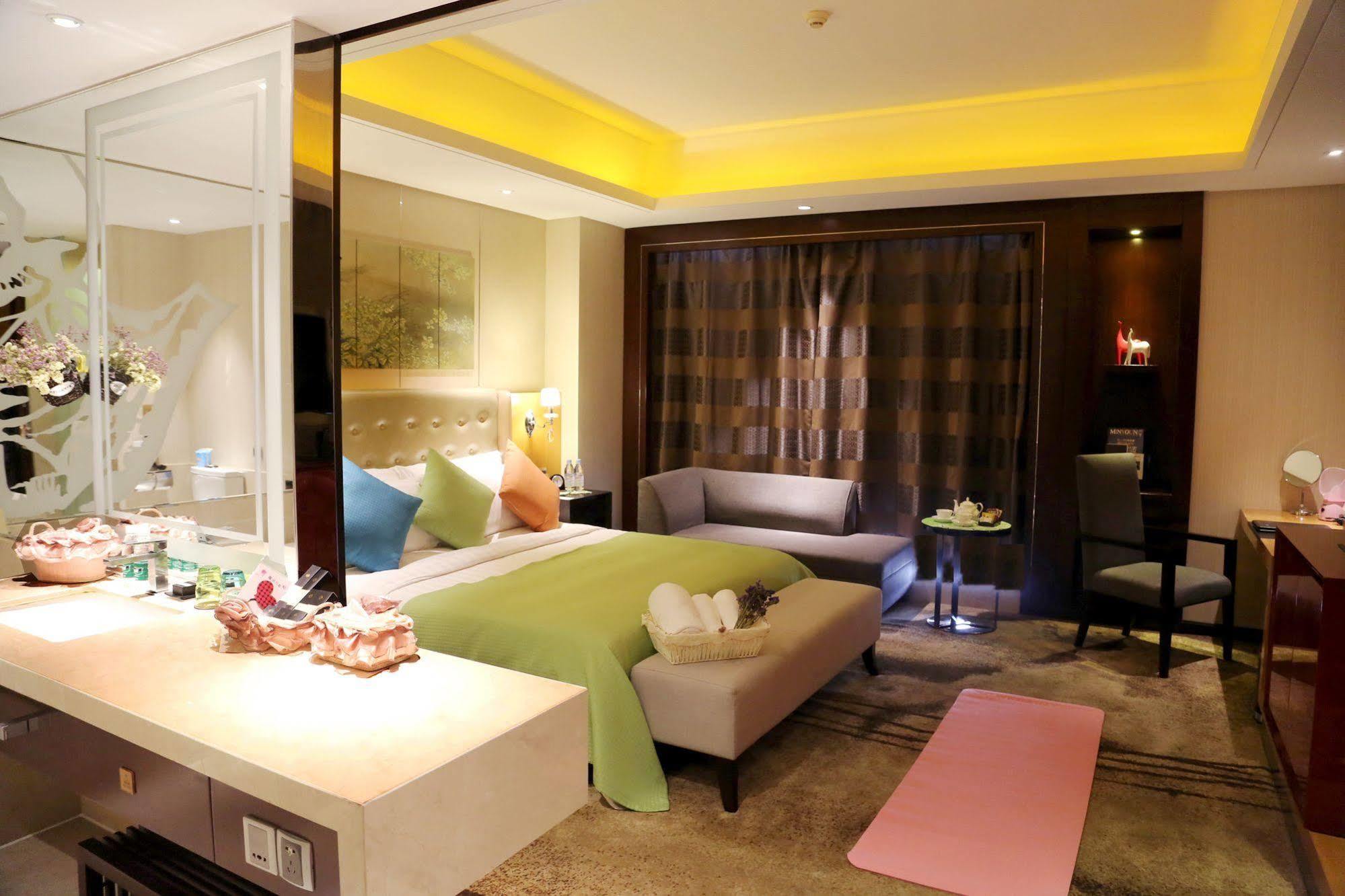 Lia! Chengdu Hotel Dış mekan fotoğraf